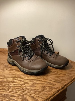 Magellan Outdoors Boy s Waterproof Hiking Boots ( Youth Size 2 D )