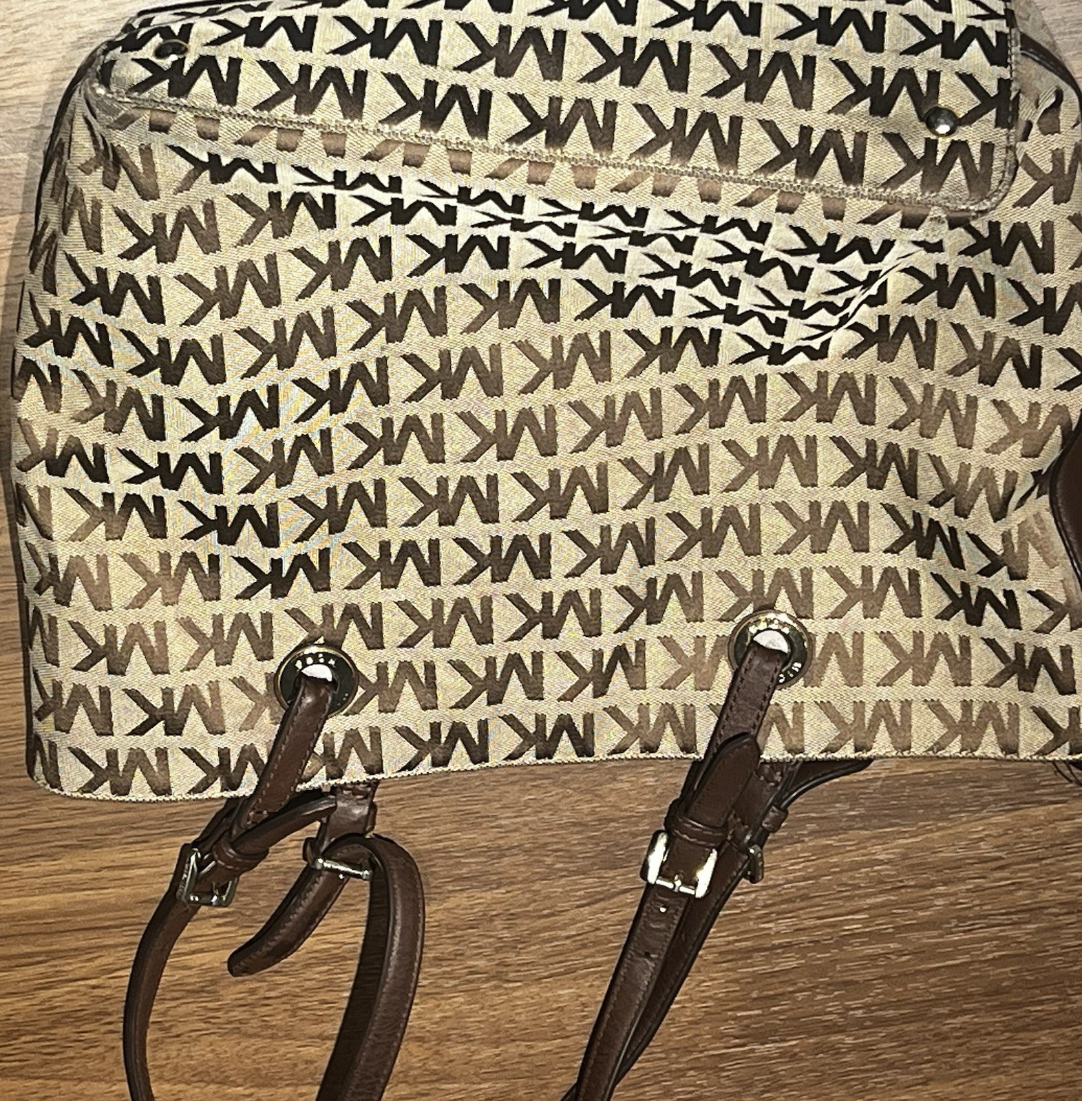 Michael Kors Logo Beige/Brown Shoulder Bag Zip Detachable Strap Gold Hardware