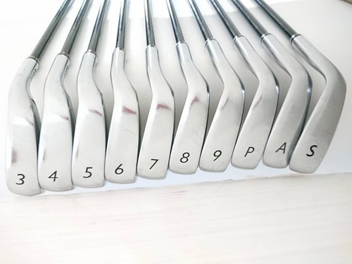 PRGR 905 Speed Irons Set 10pcs M37 Carbon R Flex Super Rare Luxury Golf Clubs - Picture 3 of 4