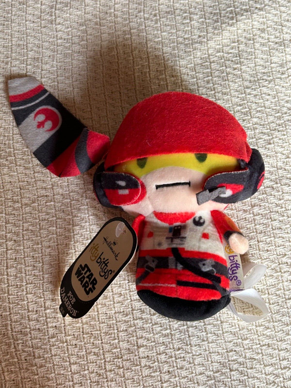 HALLMARK ITTY BITTY STAR WARS "POE DAMERON"