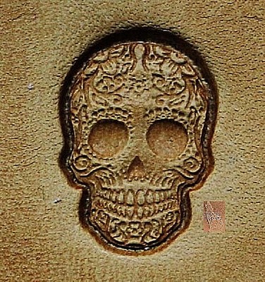 CRAFTOOL - TANDY LEATHER - MINI 2D 3D STAMP - 8863 - SUGAR SKULL - 8863
