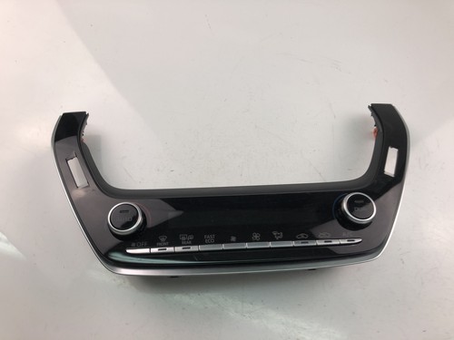 Q1051 TOYOTA Climate Control Unit 55900-02E10 - Picture 2 of 4