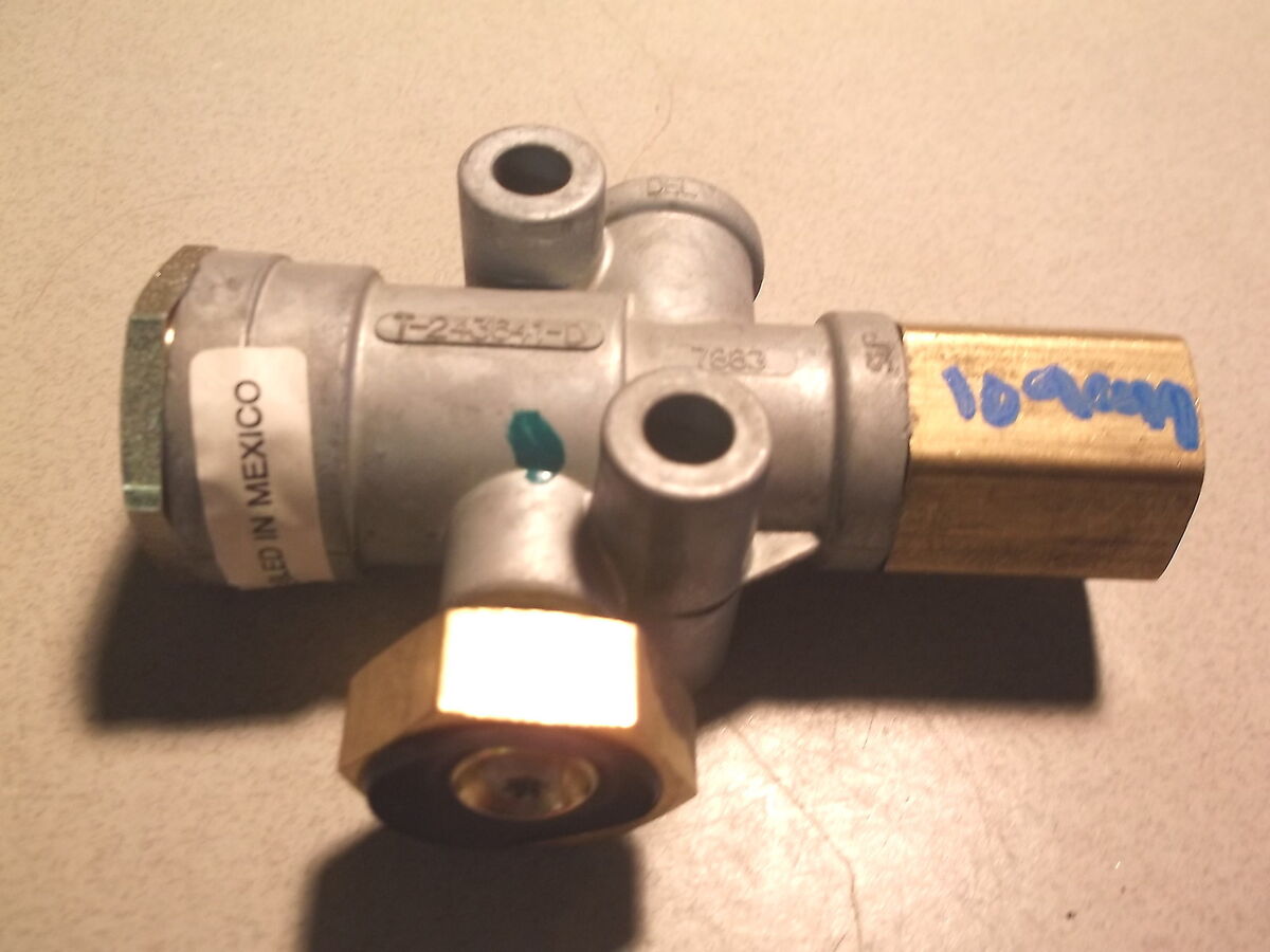 BENDIX SV-4 TRAIL REL. VALVE 109149 FREE SHIPPING | eBay BENDIX SV-4 TRAIL REL. VALVE 109149 FREE SHIPPING | eBay