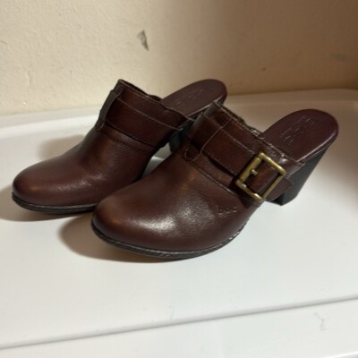 B.o.c. Born Dark Brown Leather Buckle Clogs Mules Slip Ons Size 8