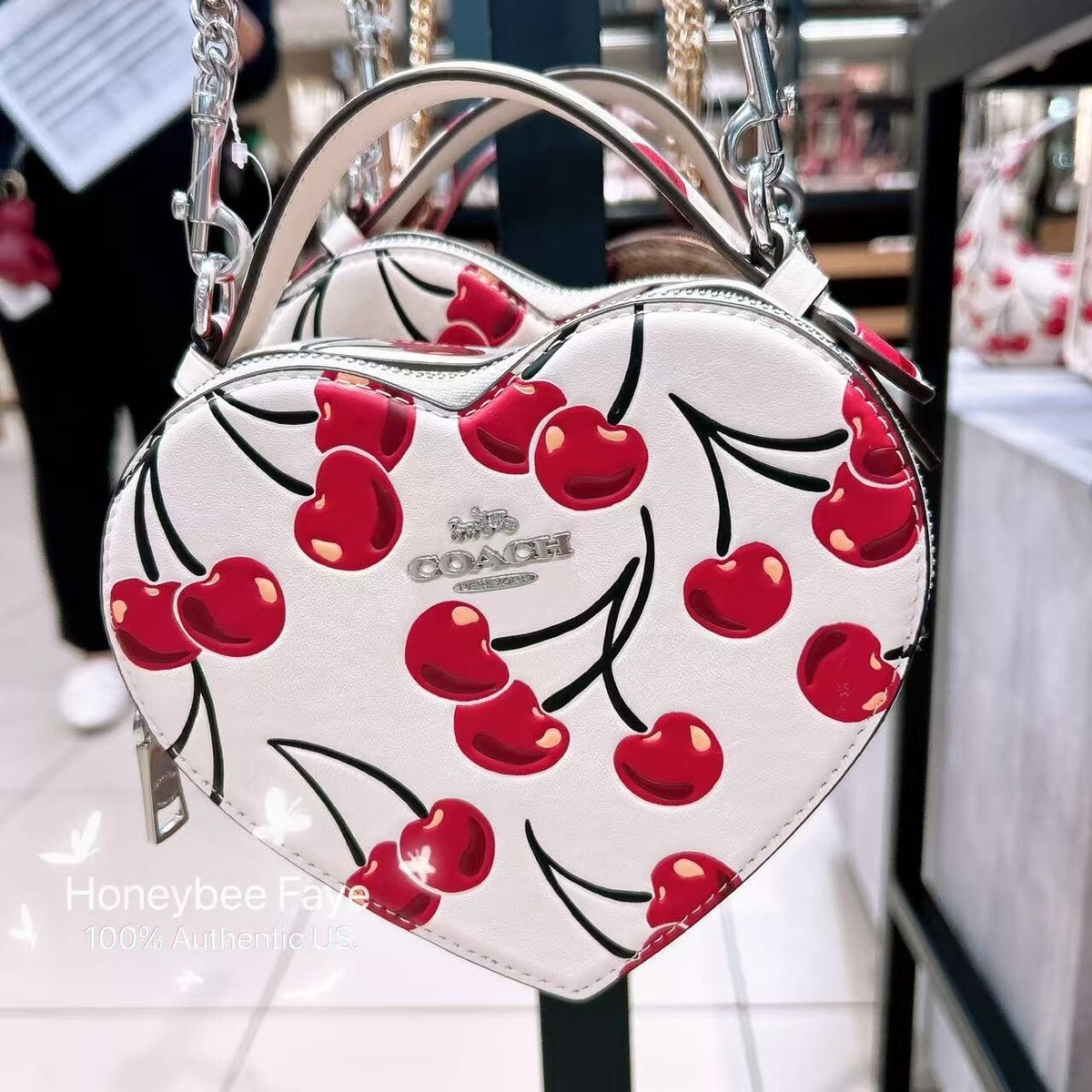 COACH ハート型チェリーケース NWT Coach Heart Crossbody Bag With Cherry Print CAB06 🍒 | eBay
