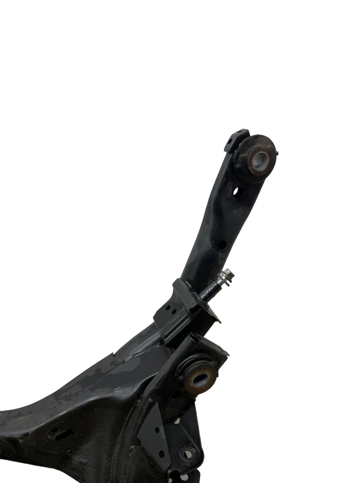 2009 - 2023 NISSAN GT-R R35 OEM 3.8L AWD REAR UNDERCARRIAGE CROSSMEMBER SUBFRAME Foto 2 de 4