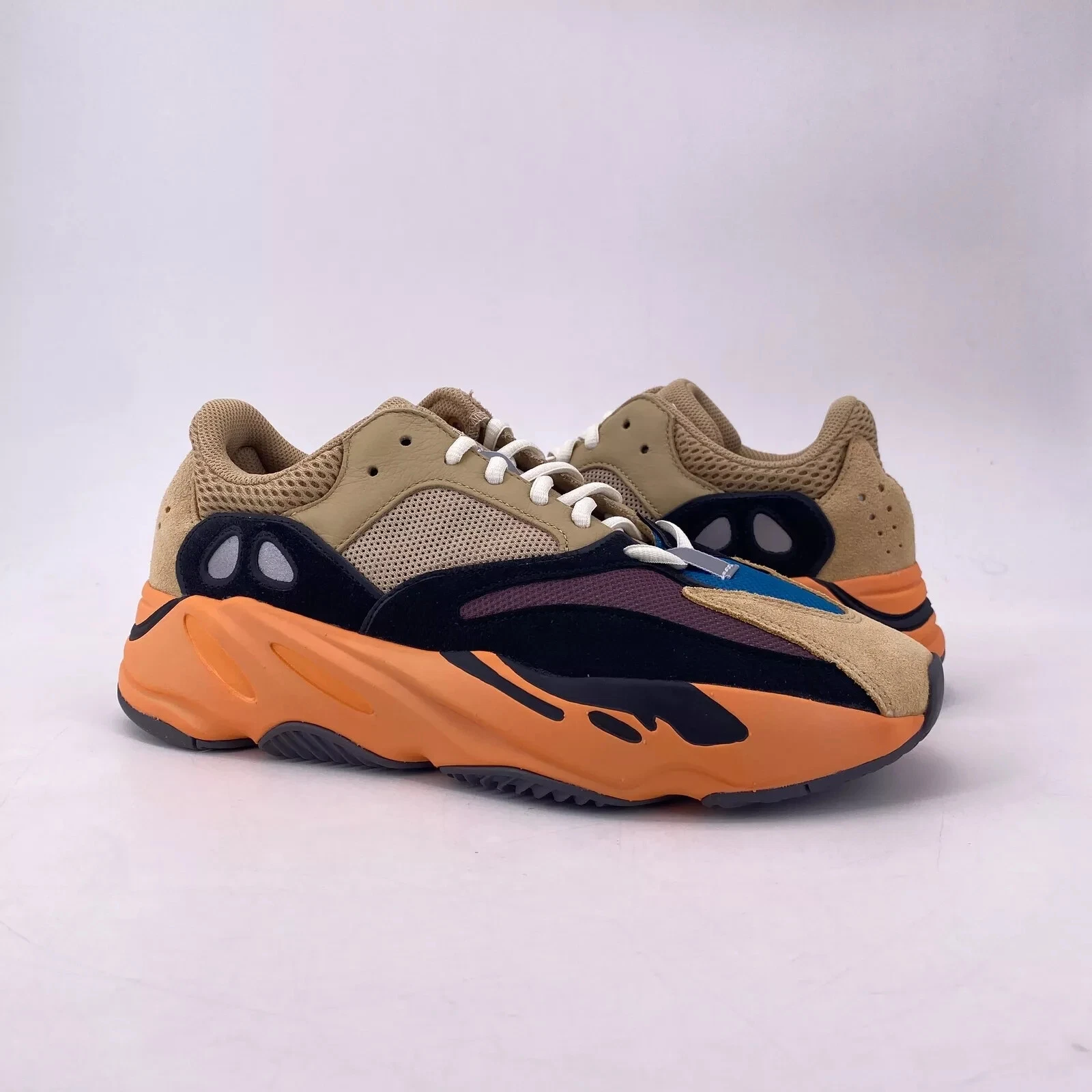 Yeezy 700 "ENFLAME" 2024 Taglia 11 gw0297