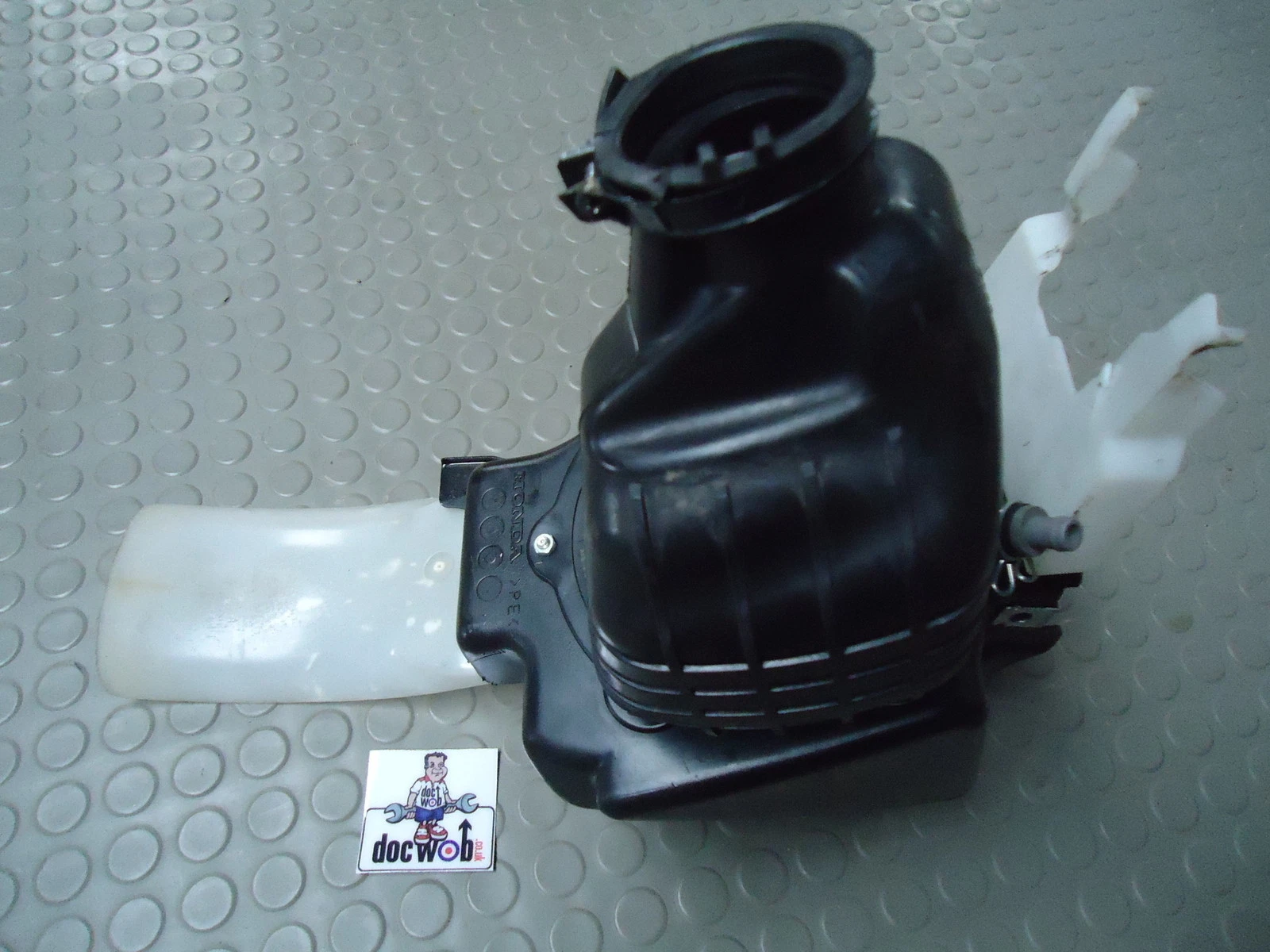 HONDA CRF150 2007-2019 used complete air box and shock guard used CR1071