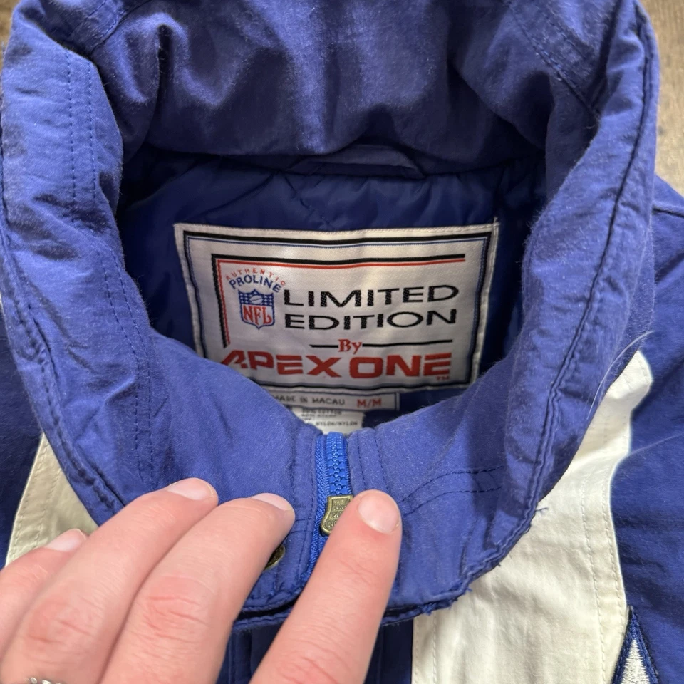 Jaqueta acolchoada masculina vintage anos 90 Dallas Cowboys Apex One NFL tamanho M - Imagem 3 de 4