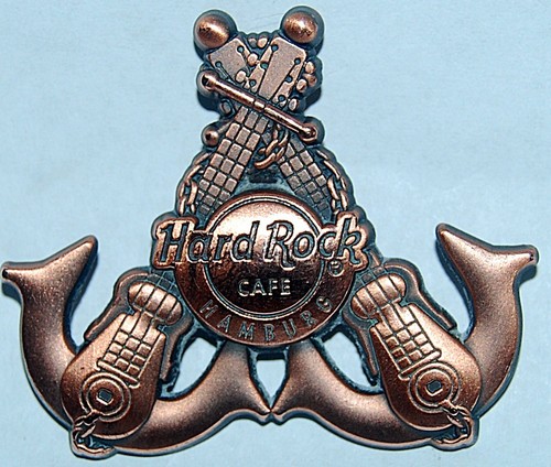 Hard Rock Cafe HAMBURG Year 2016 3D Crossed Anchors Pin - Picture 2 of 2
