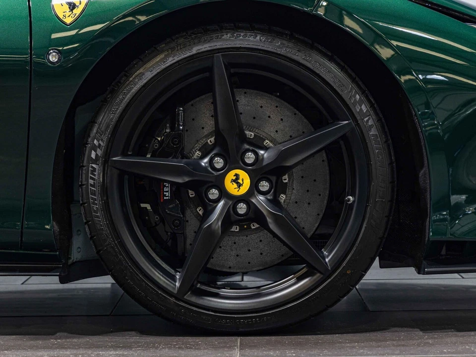 2023 Ferrari F8 Spider 3.9T V8 F1 DCT Euro 6 (s/s) 2dr CONVERTIBLE PETROL Automa - Image 3 of 4