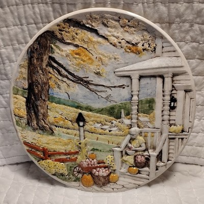Vintage Byron Molds 1980 3D Ceramic Wall Plate Fall Scene 10'' Fast Shipping 