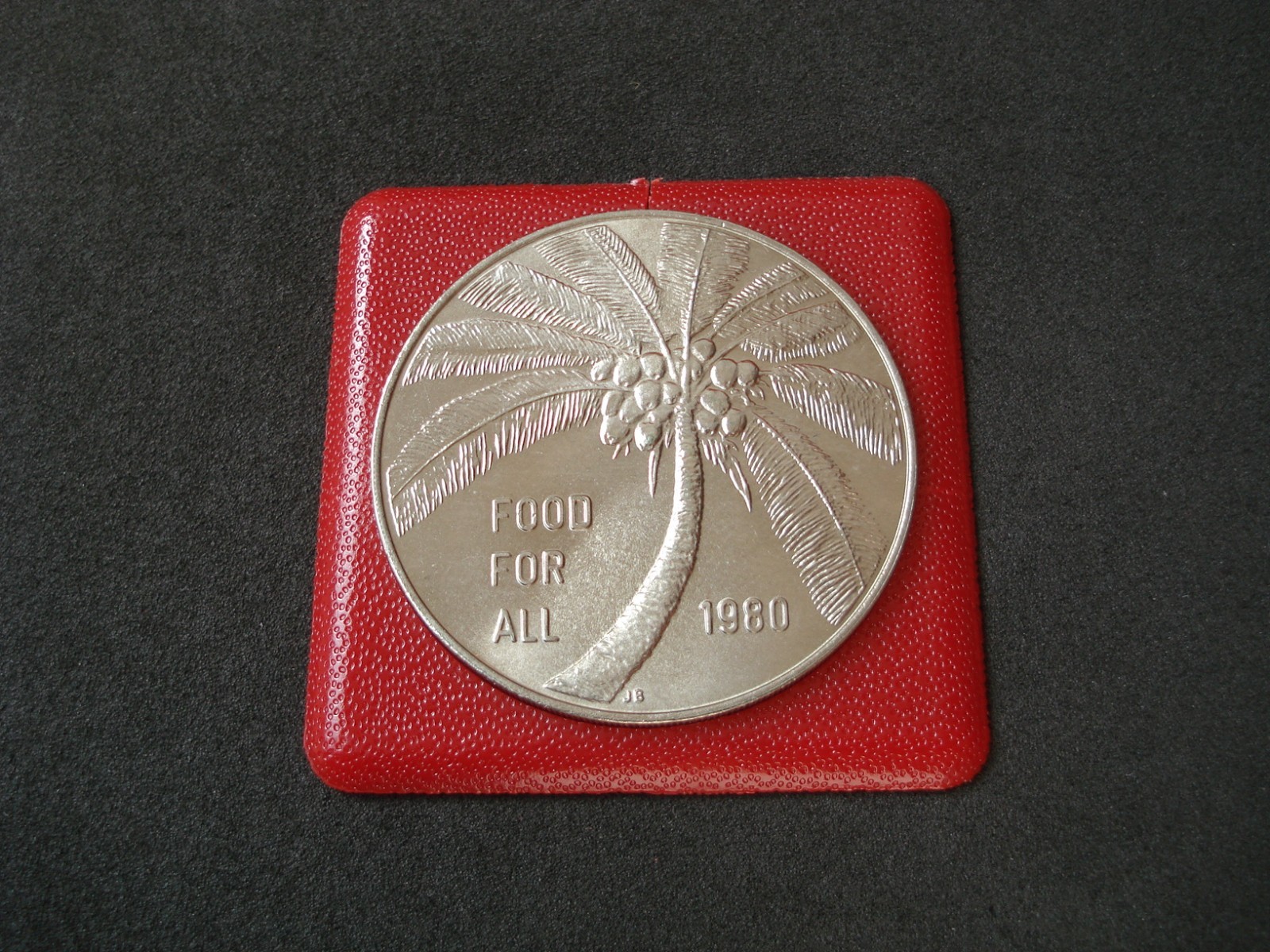 Picture 2 of 3