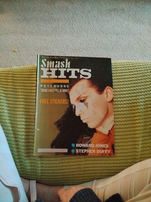 Smash Hits Magazine 28 March-10 April 1985 Pete Burns Simon Le Bon Eurythmics 