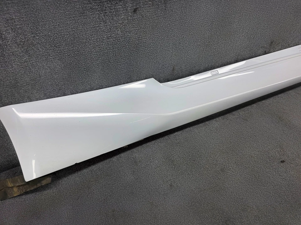 右乘客侧裙摇杆面板雷克萨斯 15-24 Rc350 Rc300 Rc200 原始设备制造商 (083) — 第 2/4 张图片