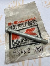 Kawasaki NOS NEW 92003-021 Transmission Case Bolt L=118 W1 W2 W1SS W2SS W2TT