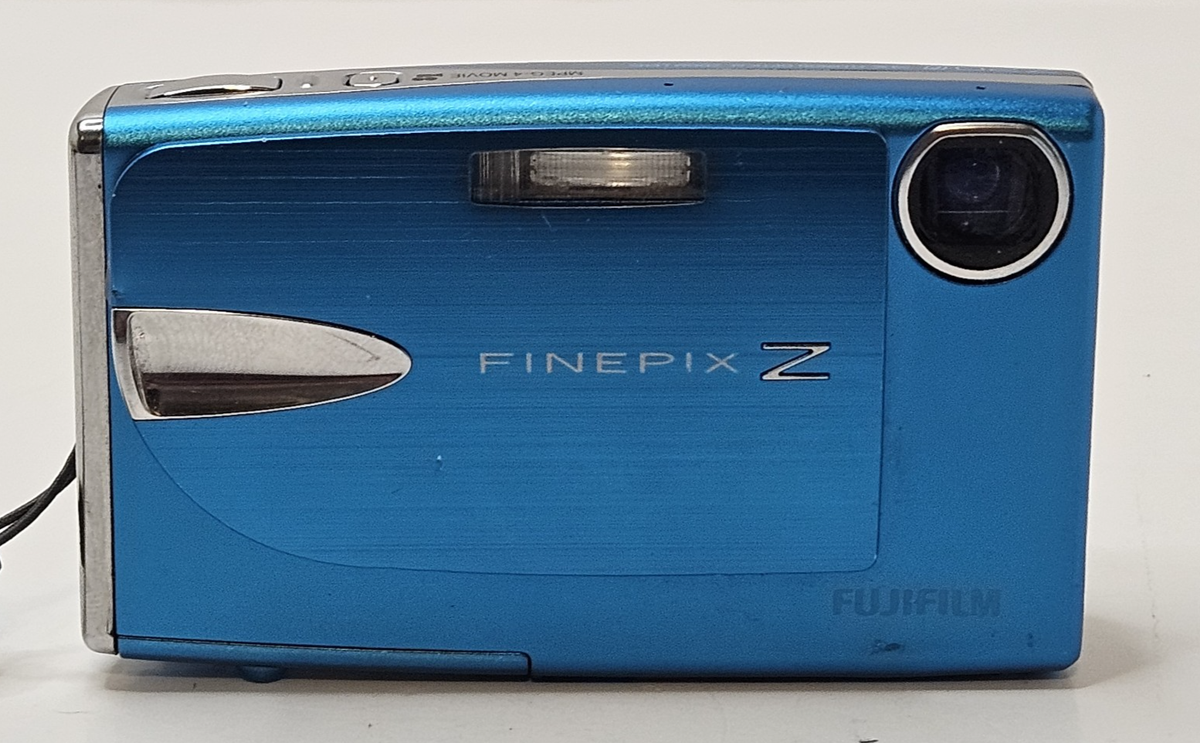 Fujifilm FinePix Z Digital Camera Blue Z20fd With SD Card-No Cord