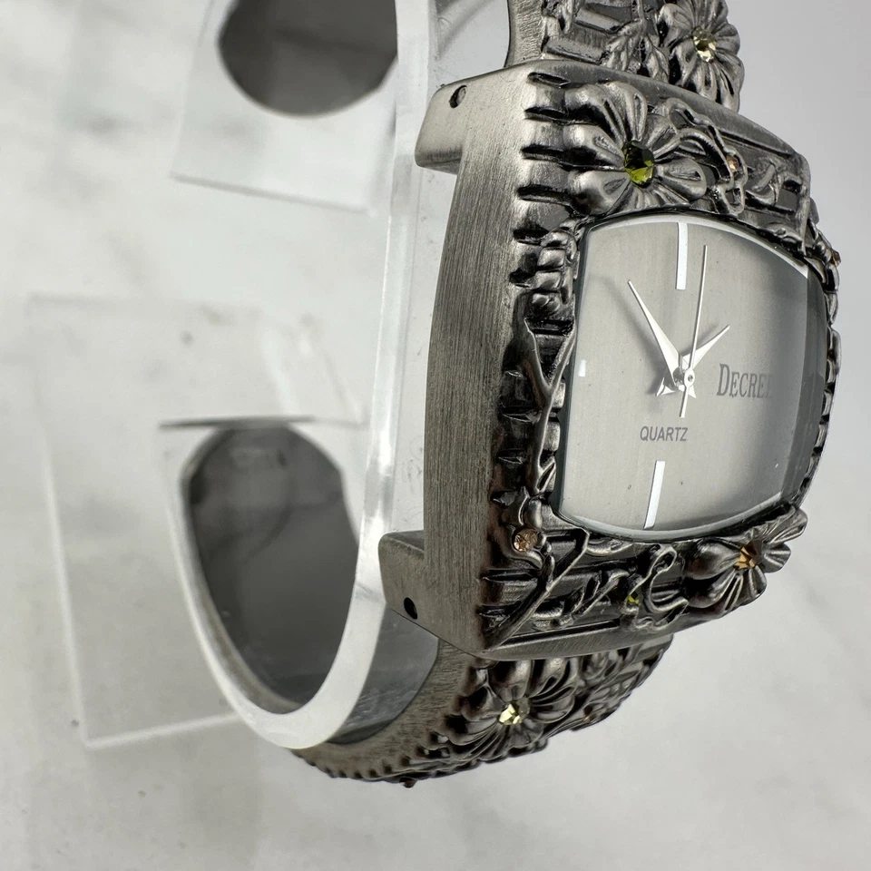 Decree Women’s Dark Colored Flowers Watch, Sz 6.2” - New Battery Installed - Image 3 of 4