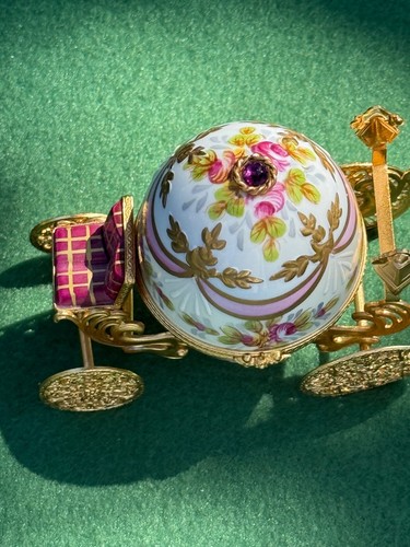 Limoges Gold & Rosa Cinderella Kutsche Ei mit rotem Slipper - Bild 3 von 10