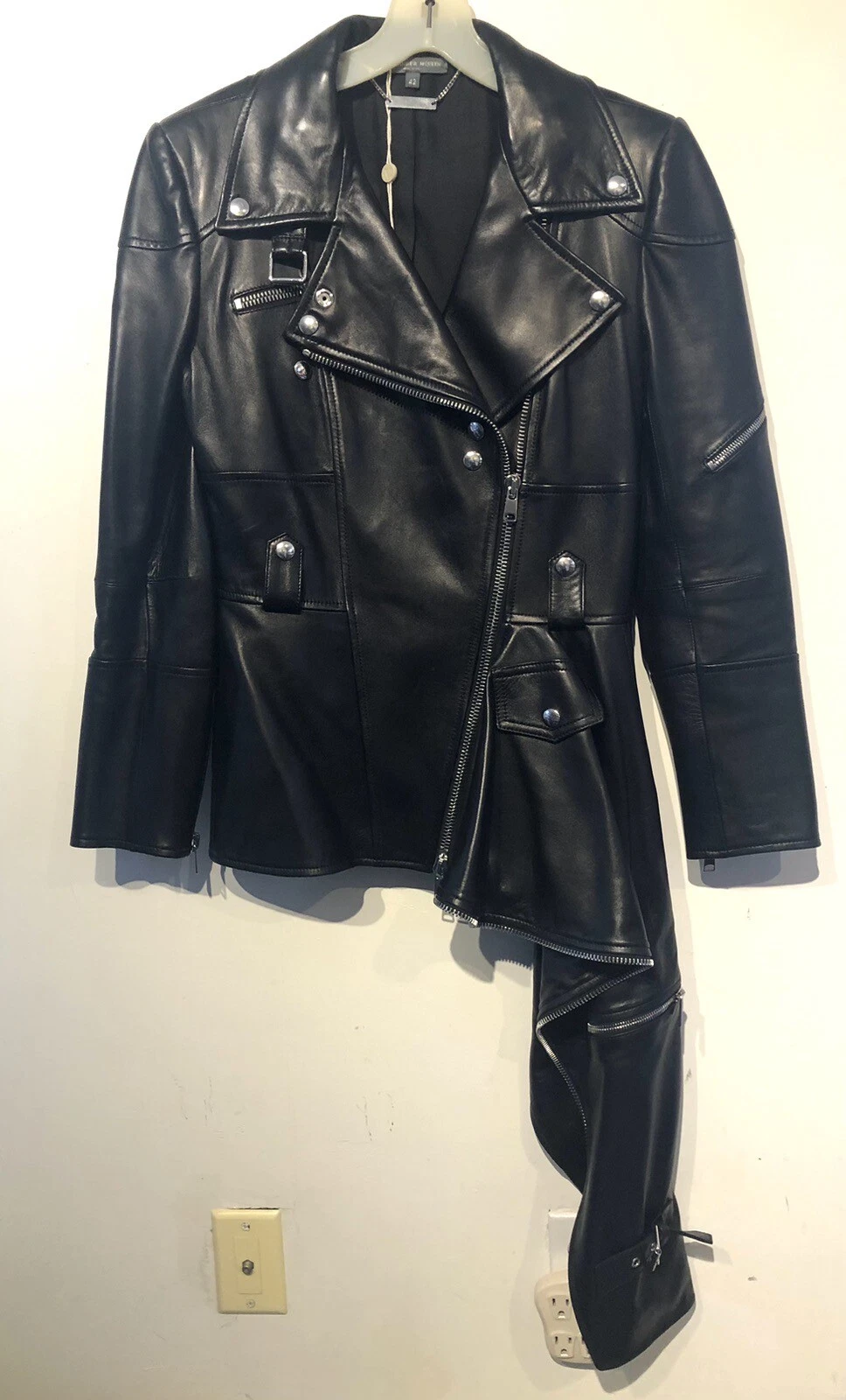 Giacca in pelle drappeggiata asimmetrica Alexander McQueen nera argento taglia 42 eccellente!