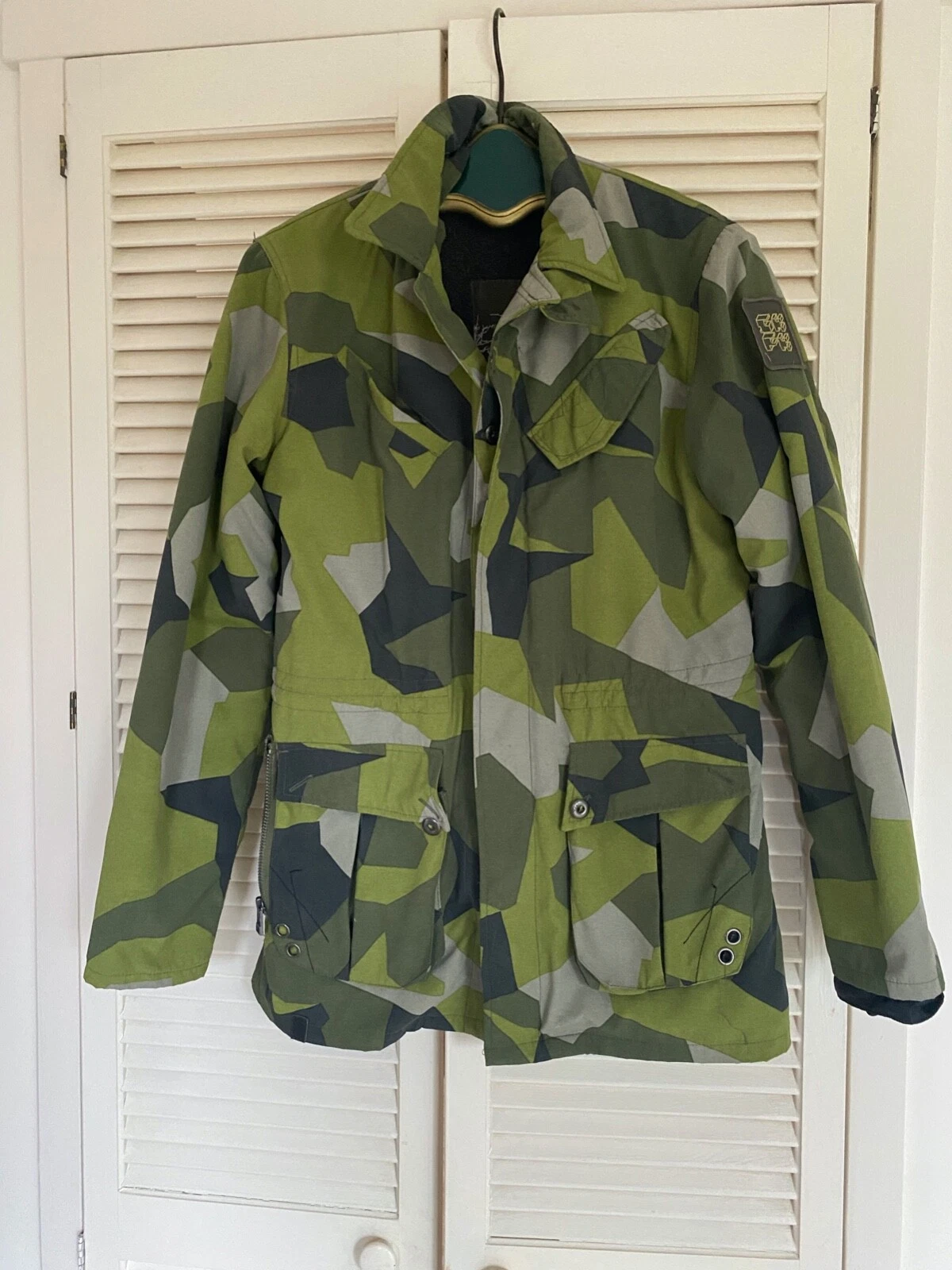 Skunk Funk Four Season Camouflage Jacket Unique One of a Kind Size Womens M/L