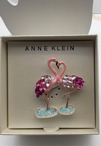 Pin flamenco cristal color dorado Anne Klein - Imagen 3 de 4