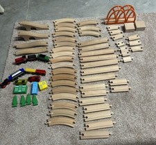 70 Piece Wooden Track W/ Bridge Train Trees And Buildings