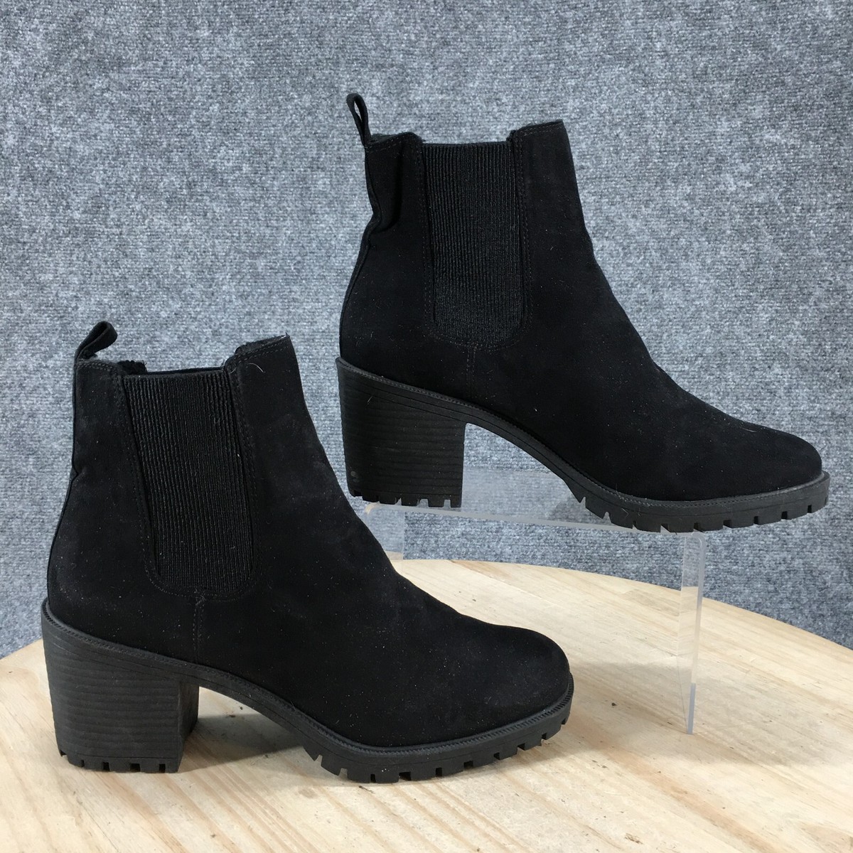 H&M Black Suede Chelsea Boot Very Comfortable Shoe For Work Or Leisure Size 9 Men main image 2
