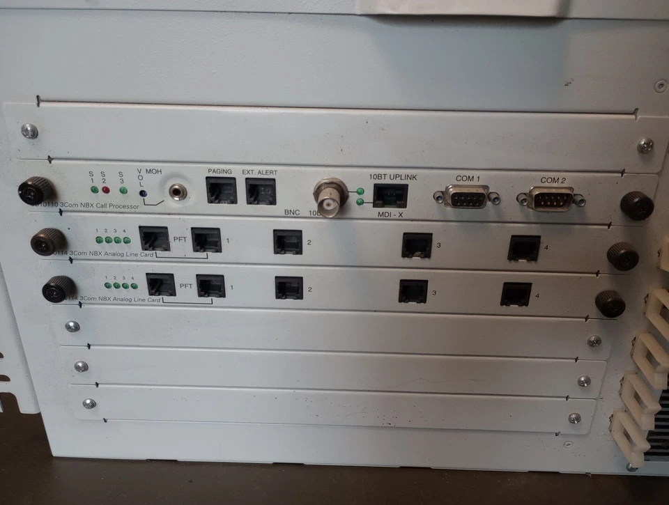 NBX 100 COMMUNICATION PHONE SYSTEM 3Com  Businesses & Remote Used - Image 2 of 4