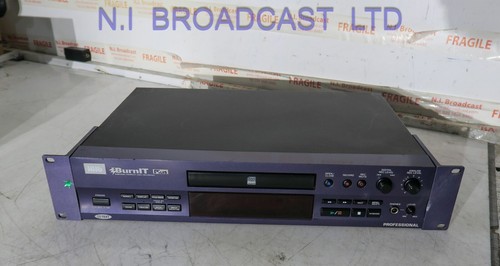 HHB master cdr-830 cd recorder with XLR digital and analog Balanced digital in