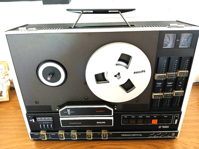 Philips N4511 Tonbandmaschine 4-Spur, 3 Köpfe, inkl Haube