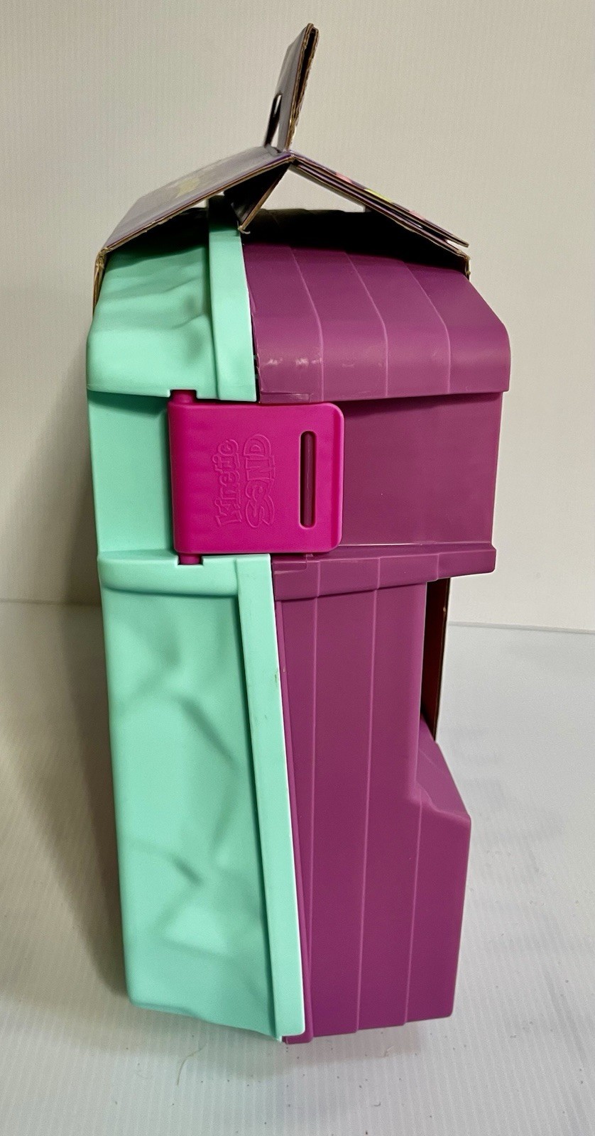 Kinetic Sand Sandylands Kit Strawberry Scented Playset Sand & Tools Case NEW