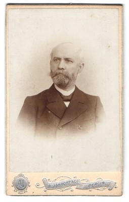 Fotografie A. Jandorf & Co., Berlin, Belle-Alliance-Str. 1, Porträt eines Herre 