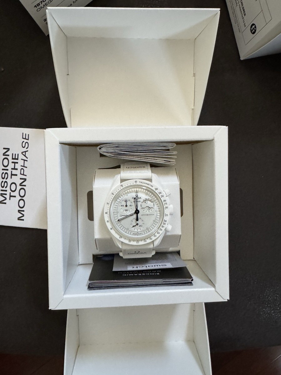 Snoopy X Swatch X Omega Speedmaster 