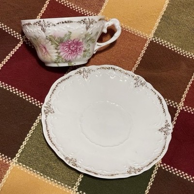 Antique Weimar Germany Porcelain Chrysanthemum Floral Tea Cup & Saucer Set