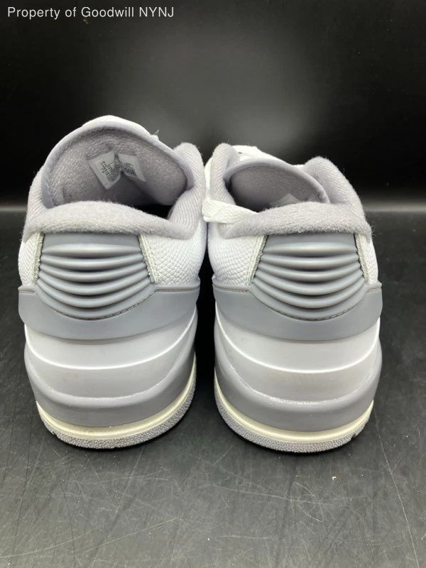 Nike Air Jordan 2 Retro Bajo Blanco Gris Cemento Para Hombre Talla 11 Foto 2 de 4