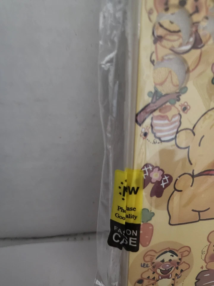Winnie The Pooh Theme Cellphone Cover S22ultra Samsung  - Image 2 of 3