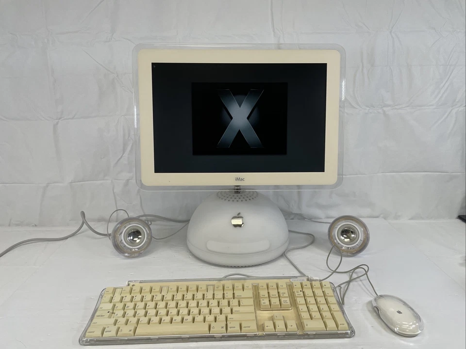 Vintage Apple iMac M6498 G4 15" w/ Speakers/Keyboard & Mouse 800 MHz-75GB-512MB - Image 3 of 4