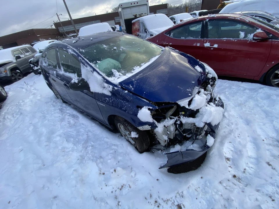 Conjunto de filtro de aire usado se adapta a: Toyota Prius Prius 2011 enchufable VIN DP 7º y 8 Foto 3 de 4