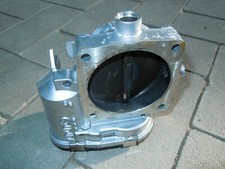 1 x Original Bosch Mercedes AMG Drosselklappe C63 / S 63 A1561410225 1 x Original Bosch Mercedes AMG Drosselklappe C63 / S 63 A1561410225