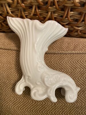 Belleek Ireland Vase Ocean Wave Ivory Creme