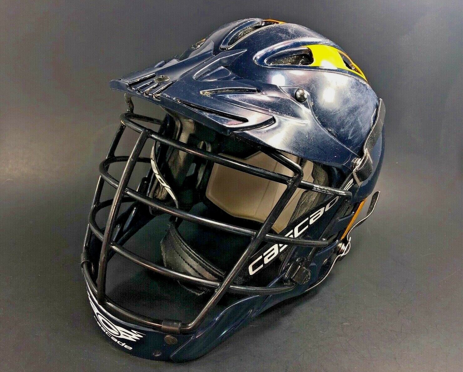 Cascade™ R Adjustable Navy Blue Lacrosse Helmet CLH2 Adjustable