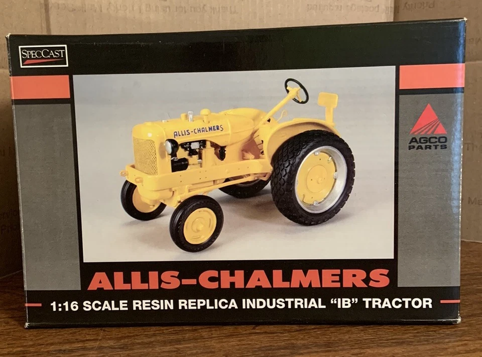 ALLIS CHALMERS IB INDUSTRIAL TOY TRACTOR 1/16 ORANGE SPECTACULAR EDITION 2011 - Image 3 of 4