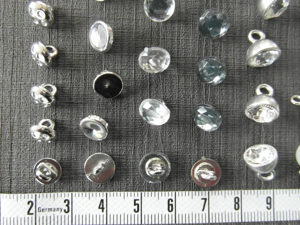 Konvolut Knöpfe festliche, elegante Knöpfe 10 Positionen = 100 schöne Knöpfe - Bild 2 von 4