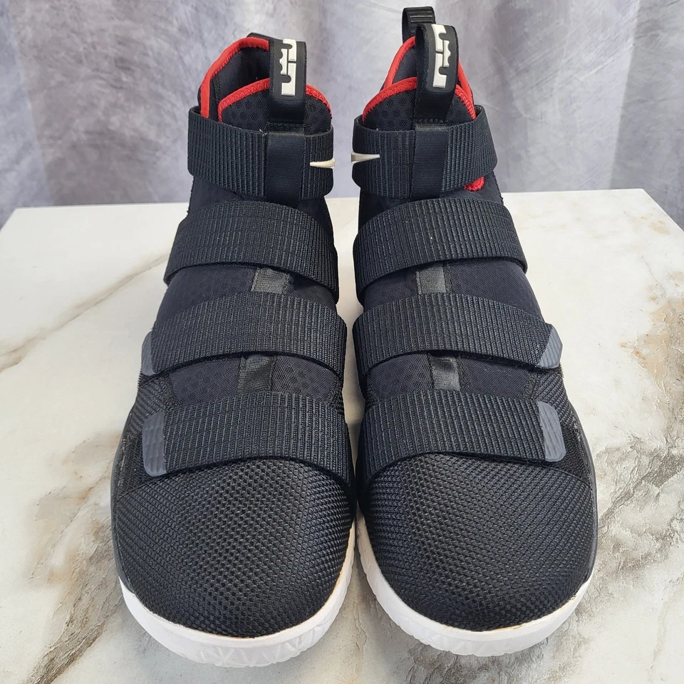 Nike Lebron Soldier 11 Negro/Rojo Criado Para hombres Talla 16 897644 002 Foto 4 de 4