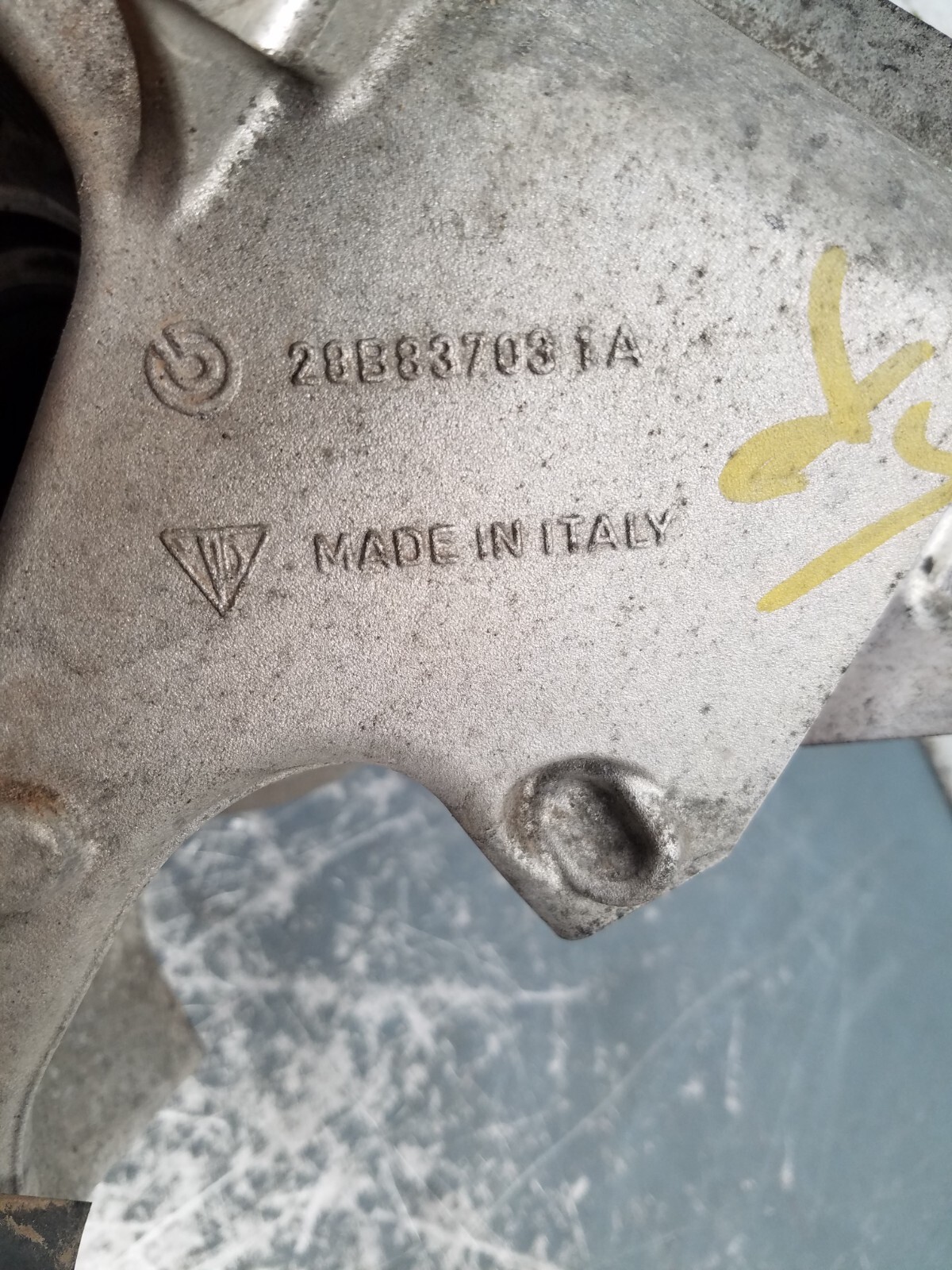 2016 Porsche 911 GT3 RS Left Rear Hub Knuckle Control Arms - Damage #2420 P8