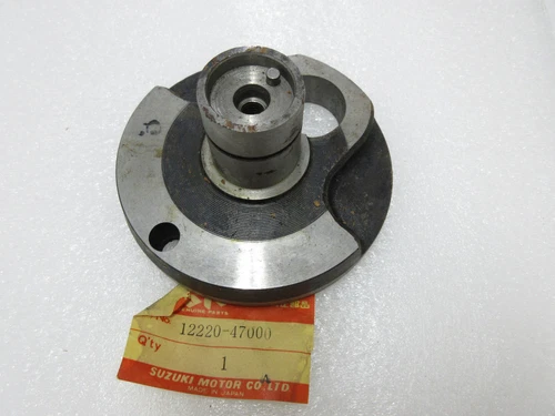 CRANKSHAFT, RH *{B,EC; E.NO.GS550-124802}*