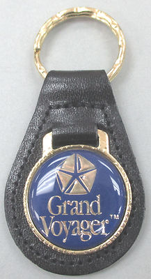 Chrysler GRAND VOYAGER Leather 43B7 Gold tone Pentastar Key Ring