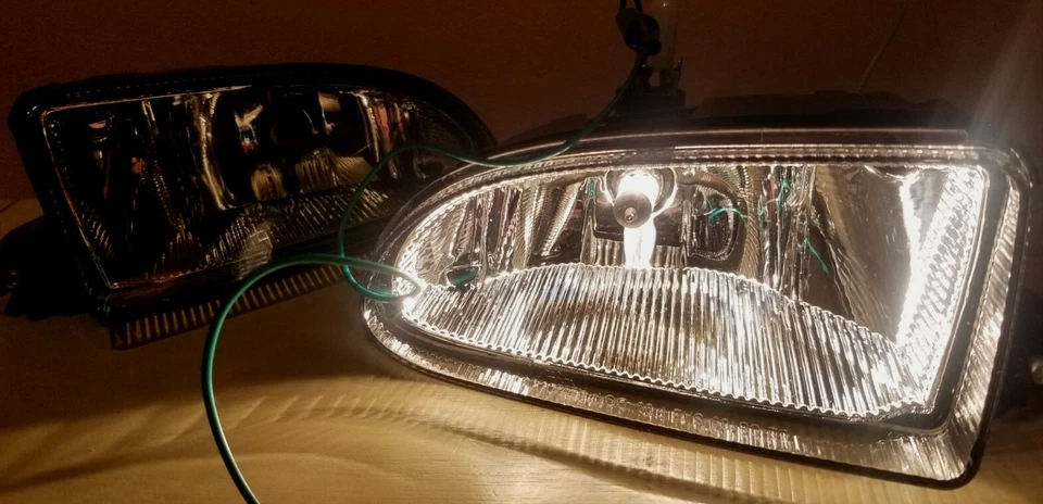 AMG Fog lights Gen 2 C36 E36 MERCEDES W202 W124 W140 R129 SL500 Foglamp Pair LR - Image 3 of 4