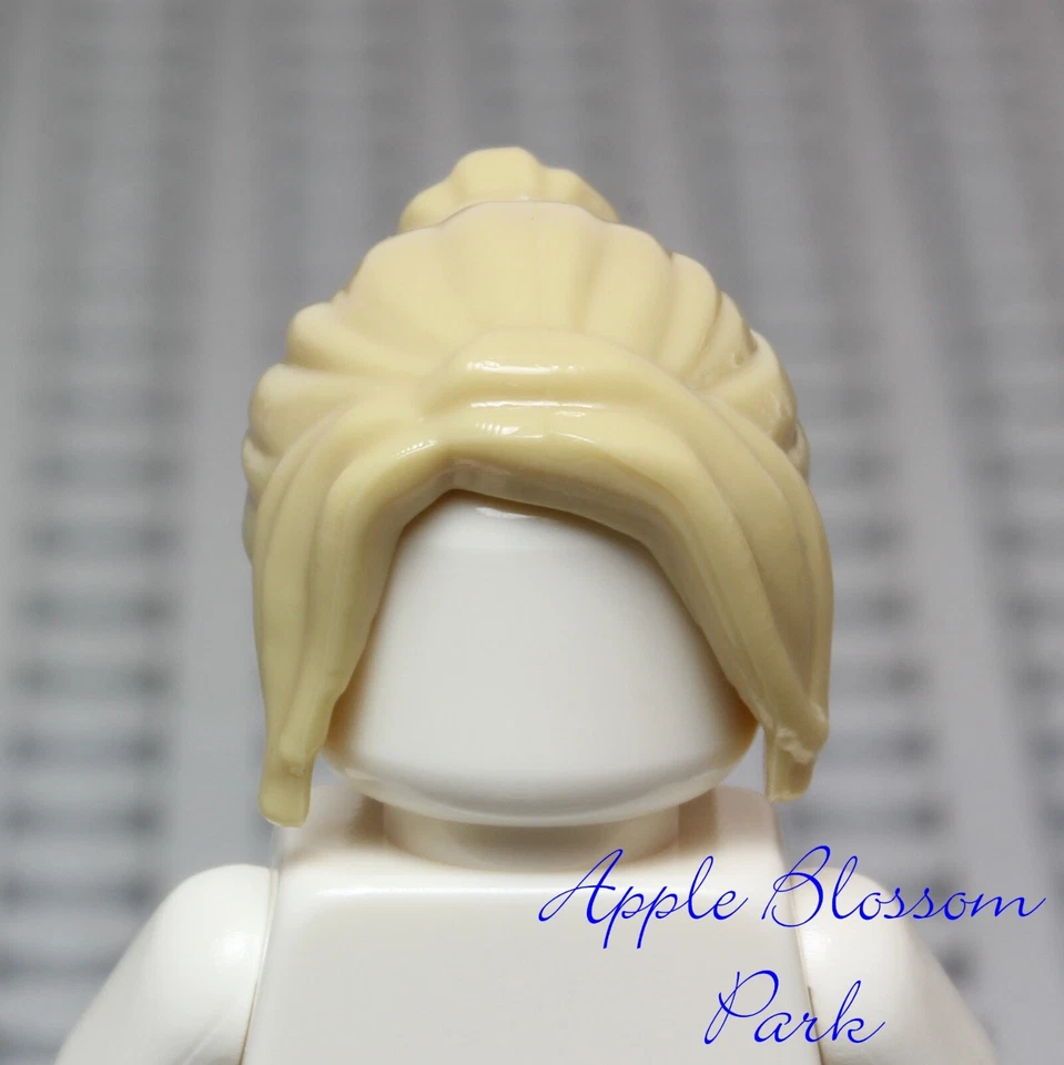 NUEVO Lego Mujer Minifigura Rubia PELO BRONCEADO Castillo Princesa Niña Cola de Caballo Cabeza Equipo Foto 2 de 4